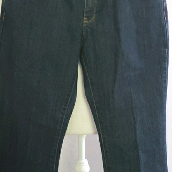 3/$25-EUC Michael Kors Jeans - Picture 3 of 10